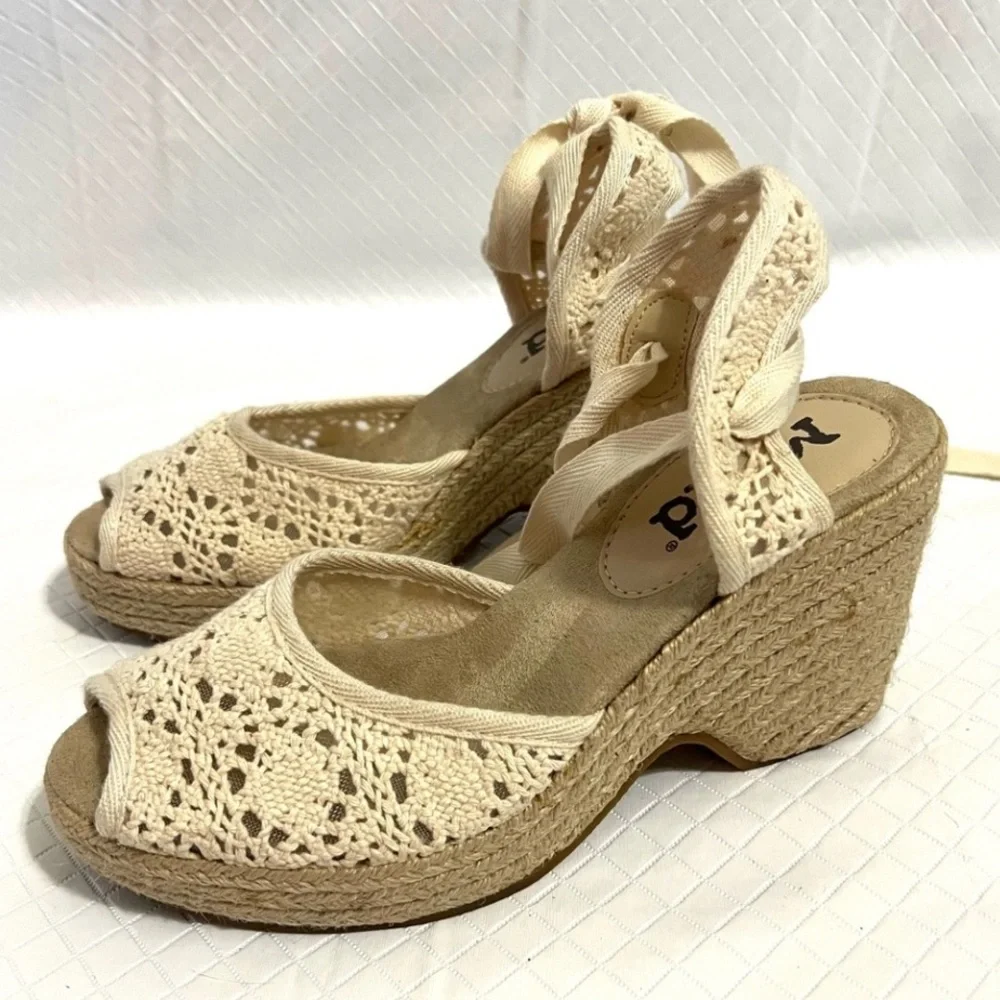 Mudd Y2K Platform Lace Up Espadrilles Peep Toe Crochet Cream White Size 6.5-7
